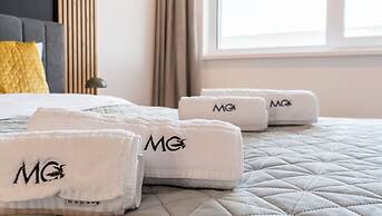 MoHost Properties