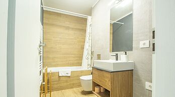 MoHost Properties