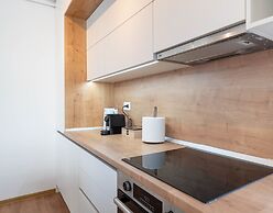 MoHost Properties