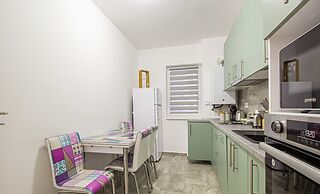 MoHost Properties