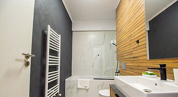 MoHost Properties