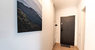 MoHost Properties