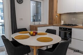 MoHost Properties