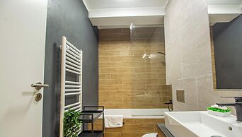 MoHost Properties