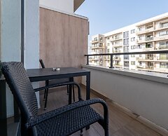 MoHost Properties