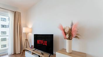 MoHost Properties