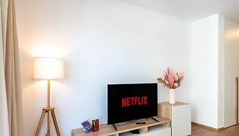 MoHost Properties