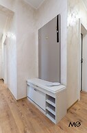 MoHost Properties