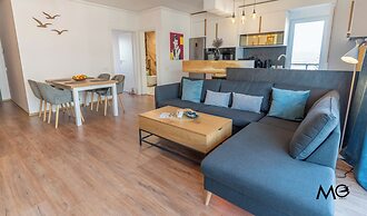 MoHost Properties