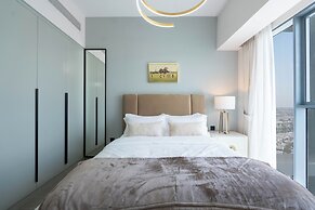KeyRock Golf Gate - Stylish Retreat