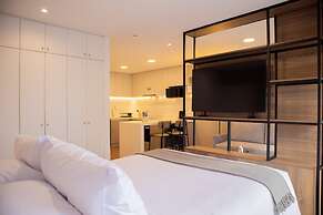 Majestic 1BR With Balcony in Miraflores