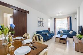 Apollo 2-Bedroom Apartment in Larnaca