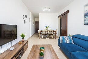 Apollo 2-Bedroom Apartment in Larnaca