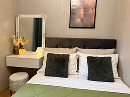 Hotel HOME