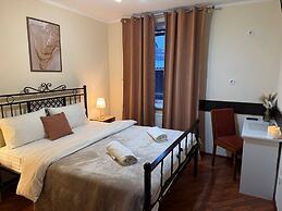 Hotel HOME