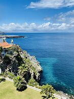 Blue Monis With Amazing Views