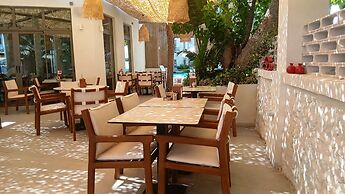 Mercans Bodrum Beach Hotel