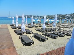 Mercans Bodrum Beach Hotel