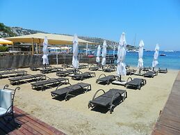 Mercans Bodrum Beach Hotel