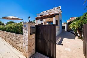 Wonderful Holiday Home With Private Pool