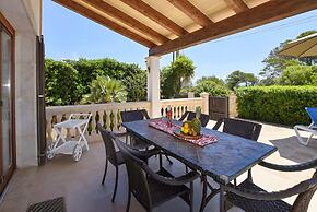Wonderful Holiday Home With Private Pool