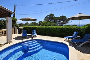 Wonderful Holiday Home With Private Pool