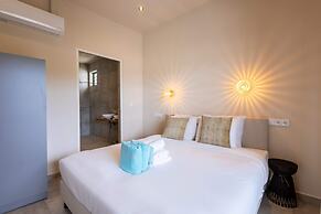 Chic 3BR Apartment Mambo Beach Area Stay
