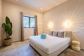 Chic 3BR Apartment Mambo Beach Area Stay