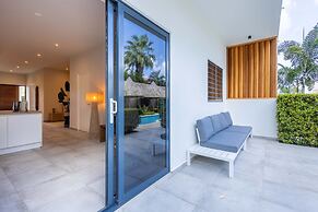 Chic 3BR Apartment Mambo Beach Area Stay