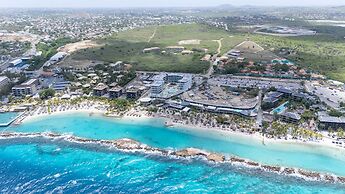 Chic 3BR Apartment Mambo Beach Area Stay