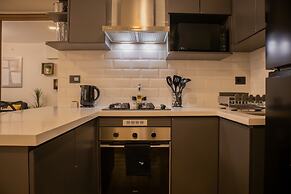 w Remarkable 1BR in San Isidro