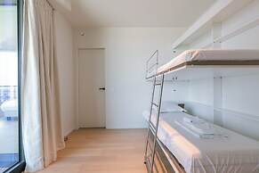 Huswell - Minimalist Coastal Luxury Panoramic View