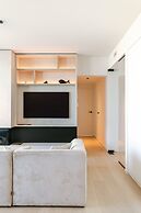 Huswell - Minimalist Coastal Luxury Panoramic View
