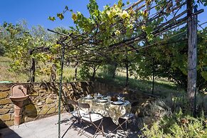 w Historic Tower w Private Pool Near Florence