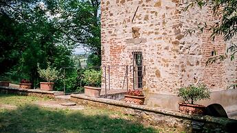 w Historic Tower w Private Pool Near Florence