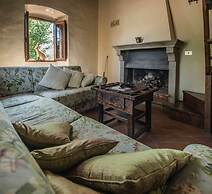 w Historic Tower w Private Pool Near Florence