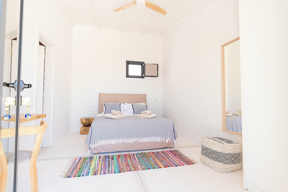 Villa Rhea Elia Beach