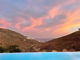 Villa Rhea Elia Beach