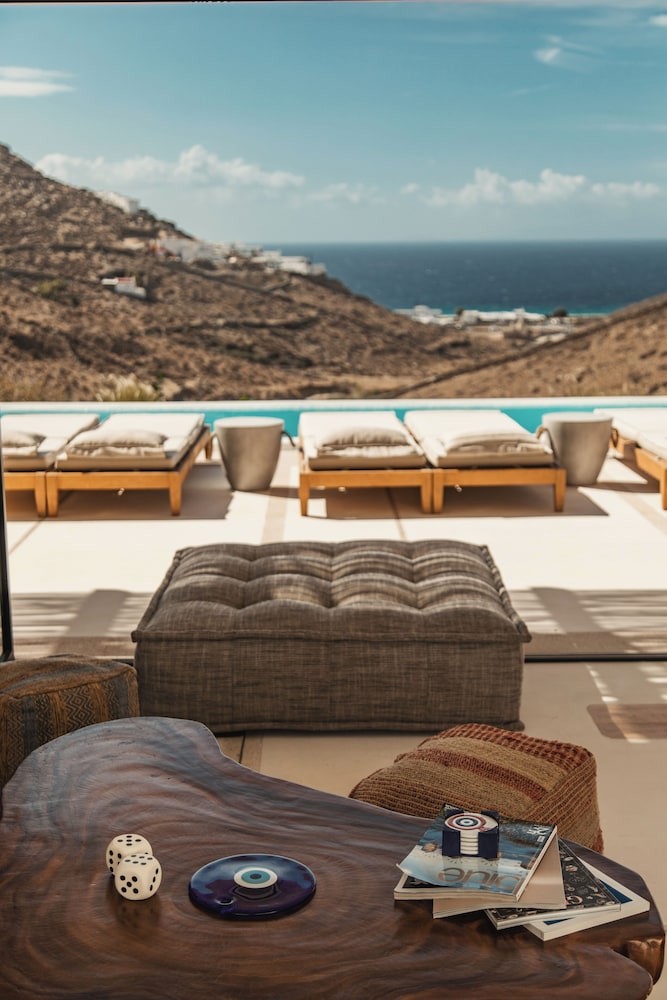 Villa Rhea Elia Beach