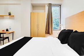 Super Townhouse Hadapsar Savali Inn