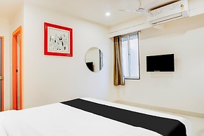 Super Townhouse Hadapsar Savali Inn