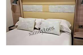 Sandytoes Holidays