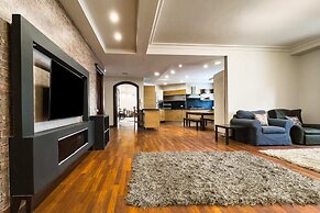 Xuru Stays I The Luxe Loft 2bdr Apt. @ Maadi