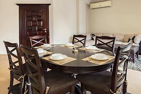 Xuru Stays I The Luxe Loft 2bdr Apt. @ Maadi
