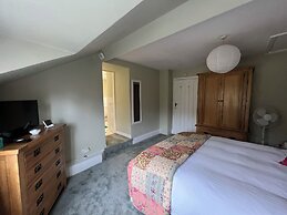 Pentre Cerrig Country House