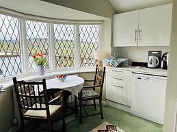 Pentre Cerrig Country House