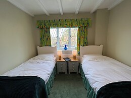 Pentre Cerrig Country House