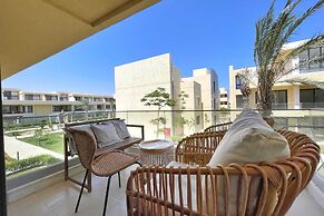 Refreshed & Uplifted 2 BDR @ G Cribs
