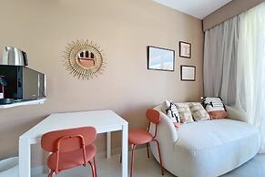 Refreshed & Uplifted 2 BDR @ G Cribs