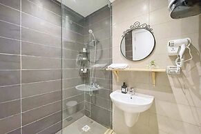 Refreshed & Uplifted 2 BDR @ G Cribs